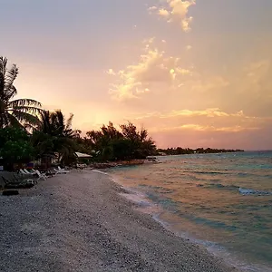 Rangiroa Plage 2* Avatoru